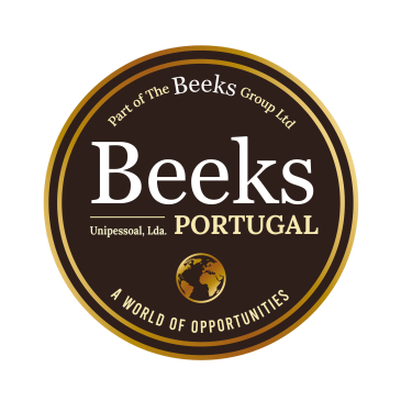 Logo of Beeks Portugal, highlighting global opportunities.