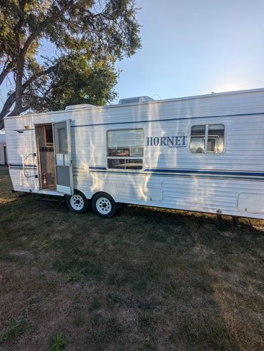 If a busy bee was buzzing it would be around the Keystone Hornet!