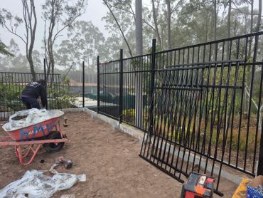 1.5m 3 rail tubular aluminium fence