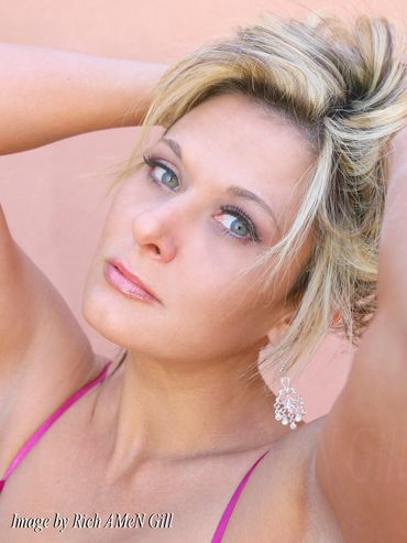 Rich Gill had the time to support local models in Southern New Mexico.
#Rich Gill #Rich AMeN Gill