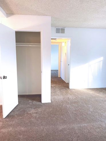 UNIT 201: LIVING ROOM