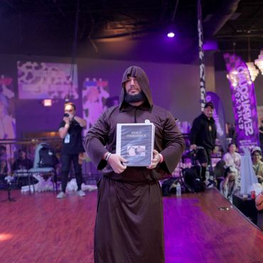 cosplay guest at the weebstop