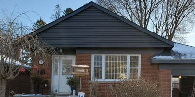 Residential homes in Etobicoke with new exterior siding