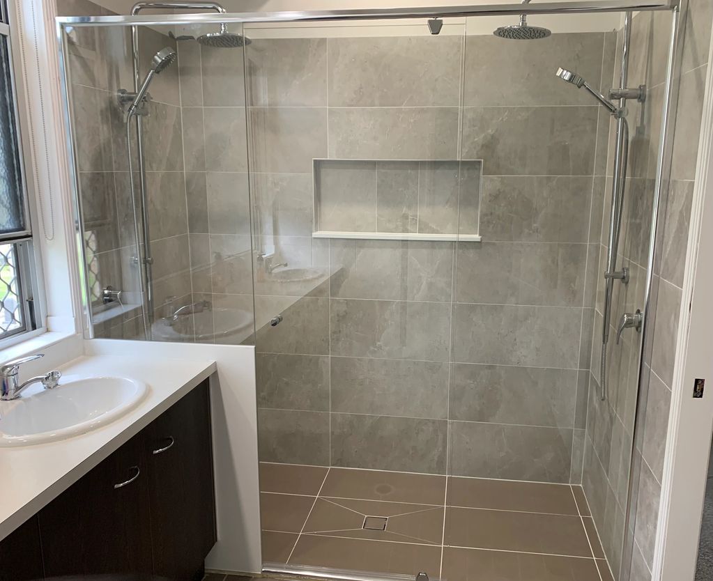 Semi Frameless Showerscreen - Large