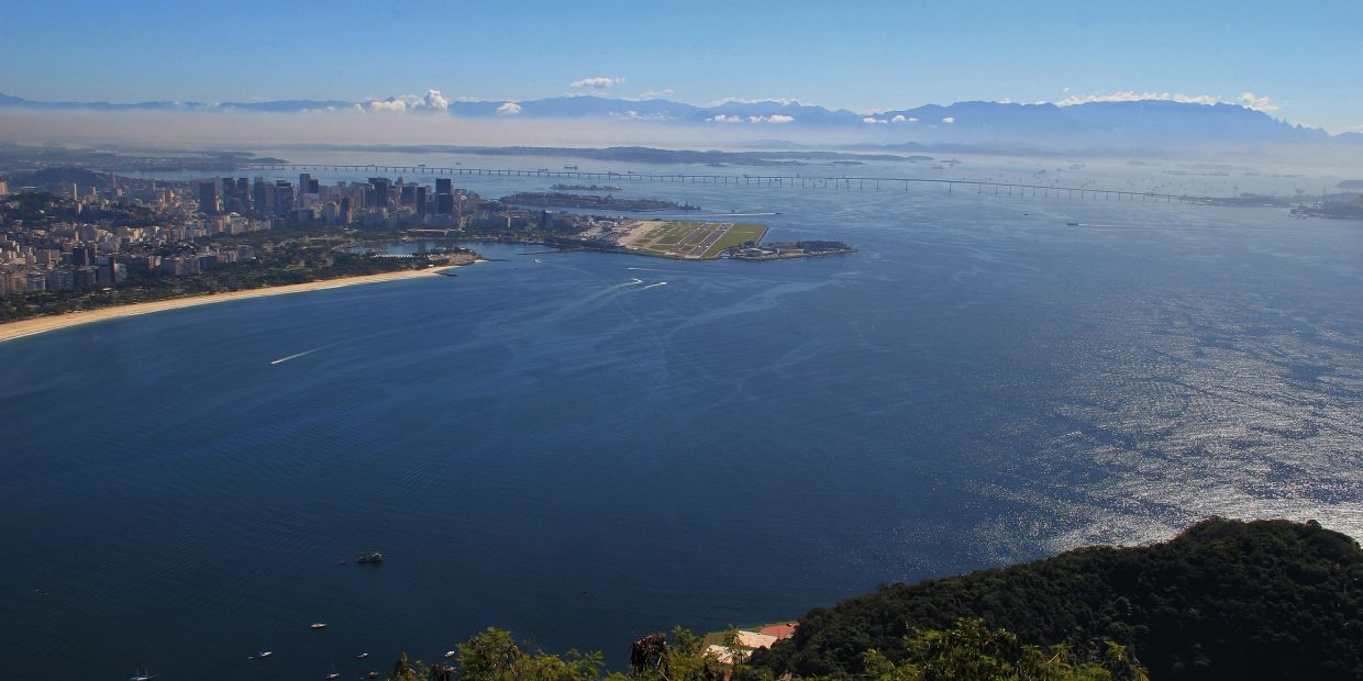 Guanabara Bay and Santos Dumont Airport, Rio de Janeiro — ASSY.