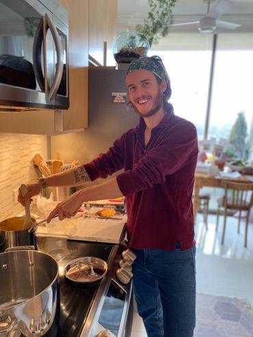 Vegans look pretty sexy! They care what goes in their bodies.