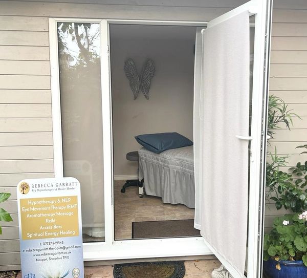 Rebecca Garratt Therapies Therapy Room.