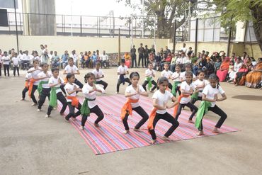 Independence Day performance in Gurukul School in Pune