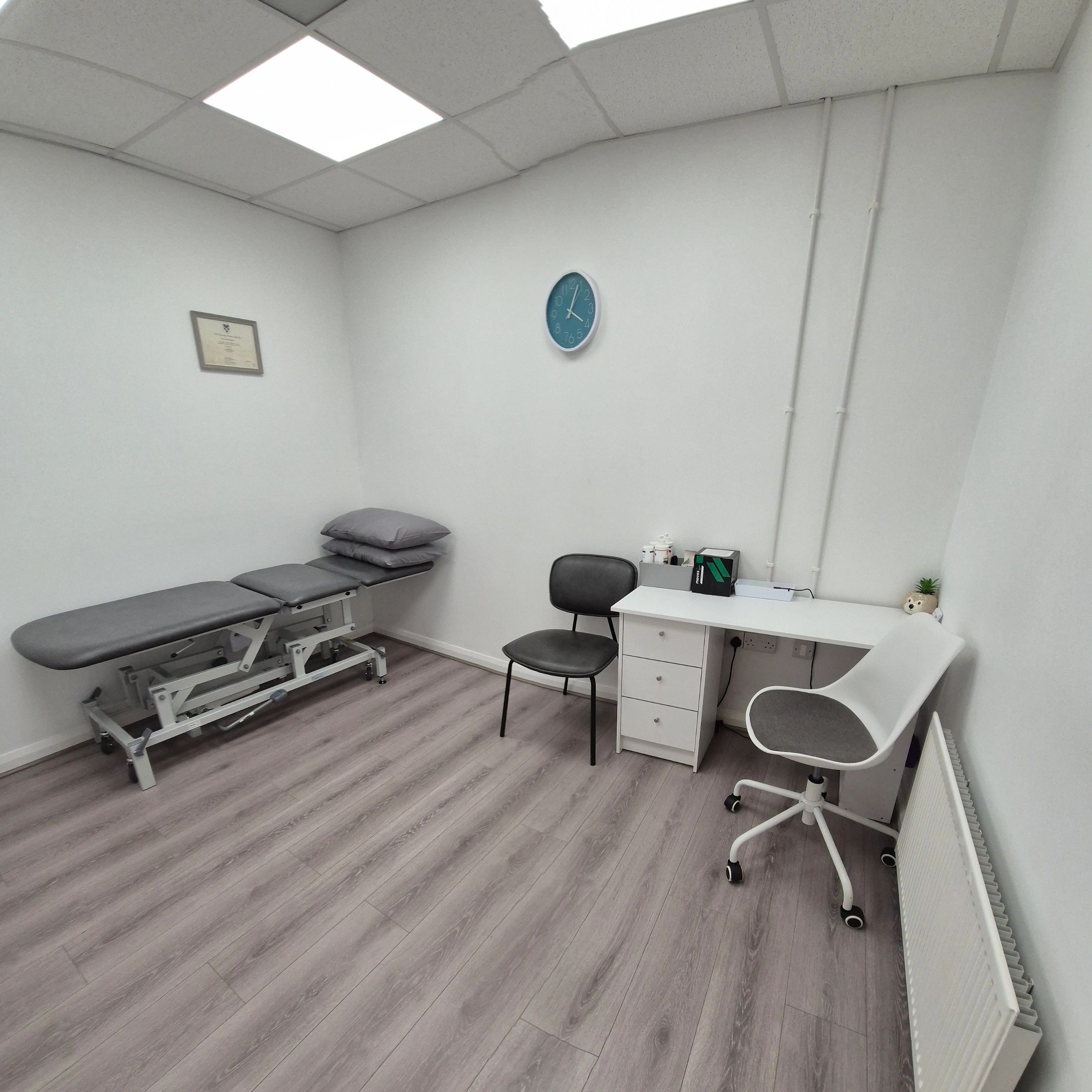 Professional clinic where Dr McQuillan performs steroid injections and ultrasound guided injections