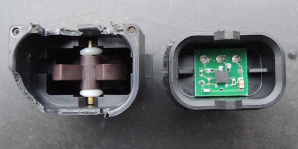 Kawasaki EDR -  tip-over (vehicle down) sensor.  Event Data Recorder. Black Box.