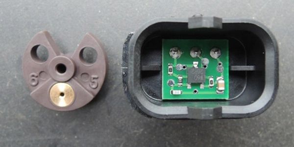 Kawasaki EDR - tip-over (vehicle down) sensor.   Event Data Recorder. Black Box.