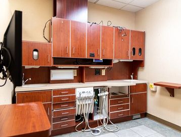 Dentist Suite Available now at Regency Suites