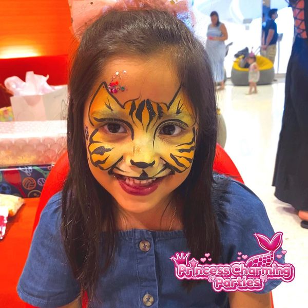 Tiger face paint design mask