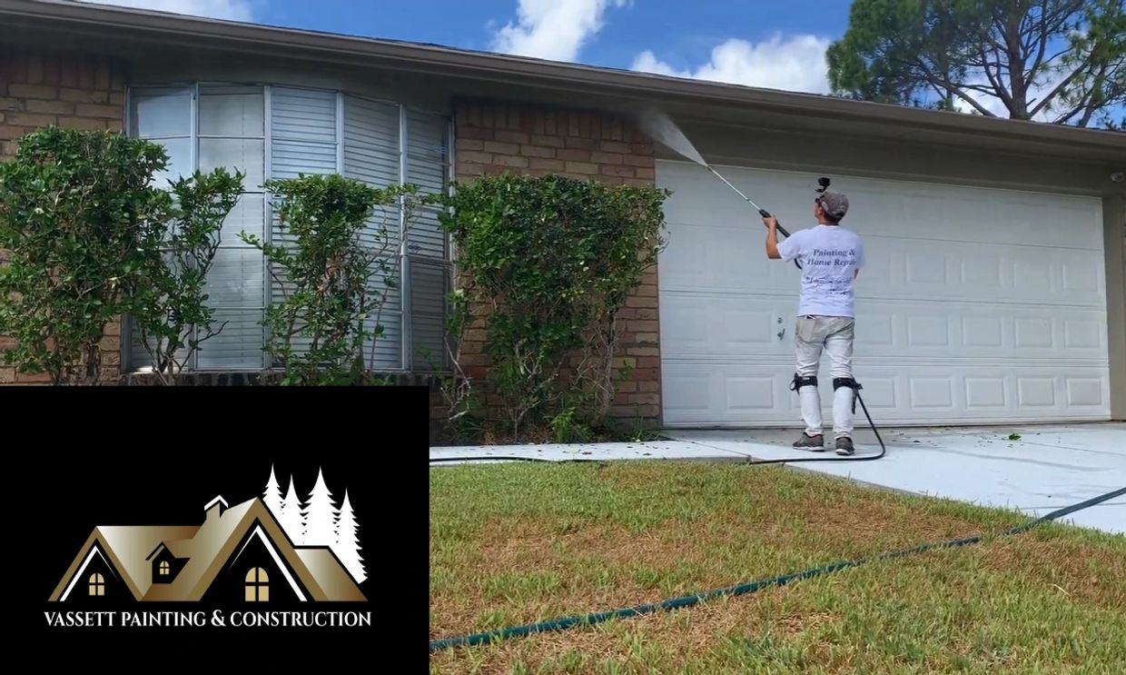 Dalton Pressure Washing a Bonita Springs Home in 2025. Making sure to use safe chemicals!