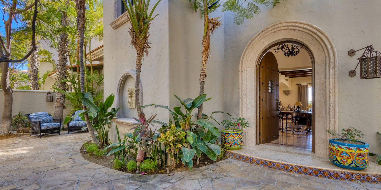 Mexican luxury villa in the world-renowned Palmilla in Los Cabos, Mexico.