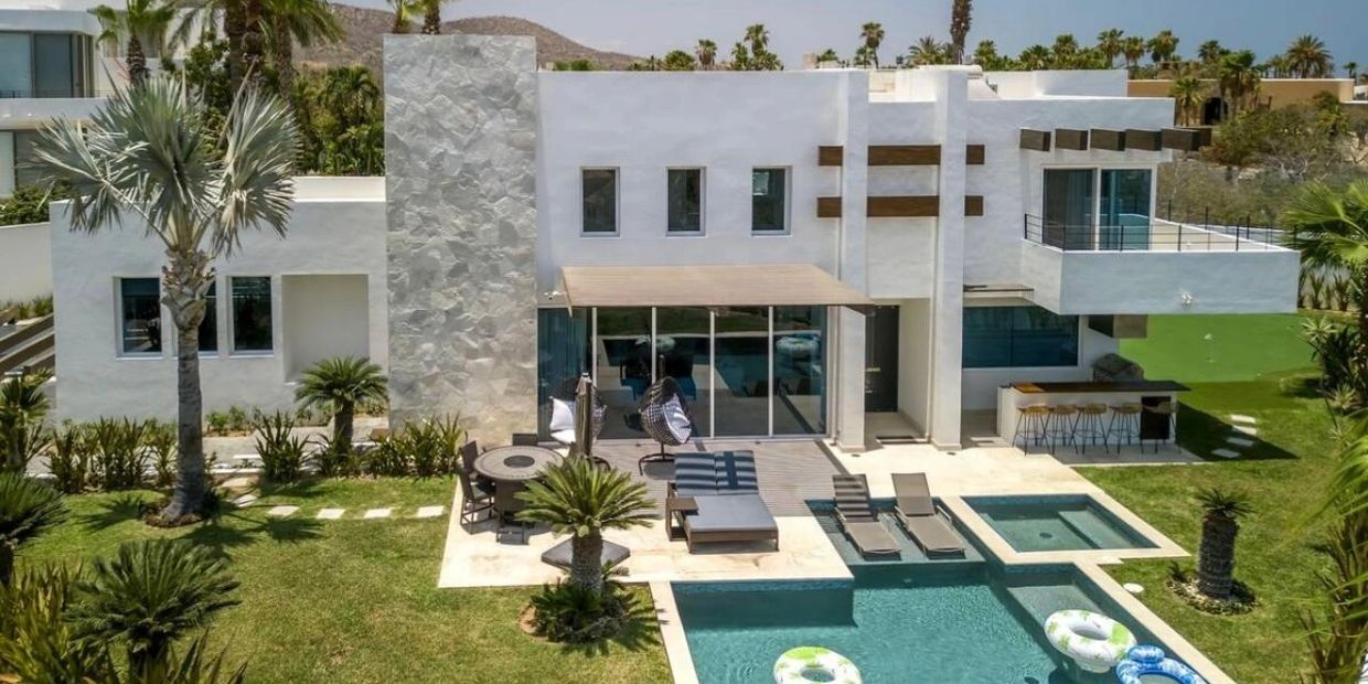 Casa de las Palmas has everything to deliver to the most demanding tastes.