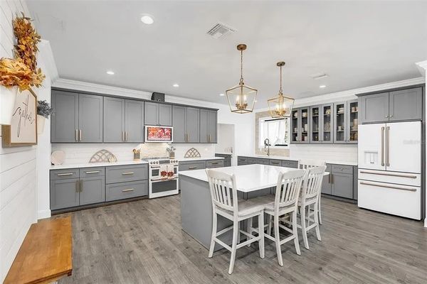 Elegant spaces are imagined throughout with the input and expertise of our in-house interior design.