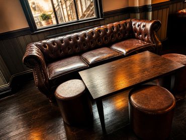 Bar Chesterfields