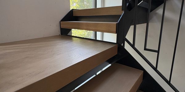 Solid floating white oak treads and landing.