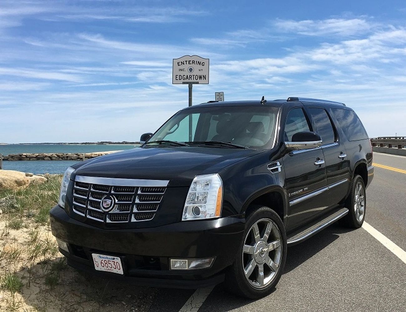 Balck suv