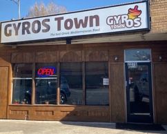 Gyros Town Restaurant, Gyros Town Food Truck, Mohamed Alissa, Mazen Kherdeen Arab American journal, Mazen Kherdeen, Arab American Journal, Kherdeen