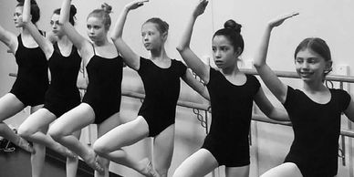 ballet, tap, and jazz classes for intermediate and advanced youth dancers