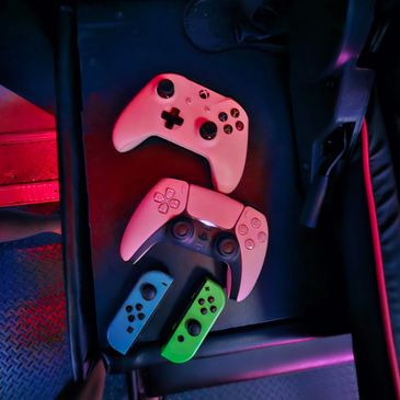 Control: playstation, xbox one and nintendo switch