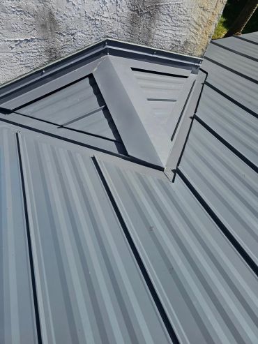 new metal roof holly hill,florida roof repair, roofing contractor, metal roofing, roof rejuvenation,