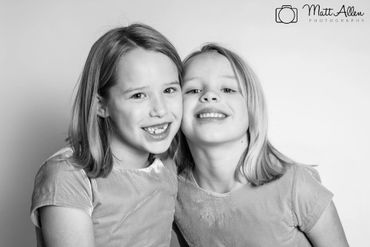 Sisters portrait. Photography in Coalville