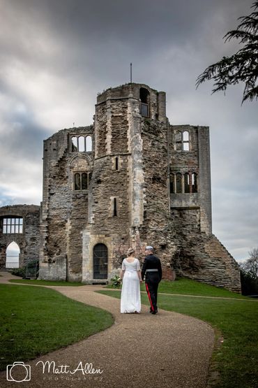 Wedding photography at The Gilstrap, Newark, Nottingham. Newark castle