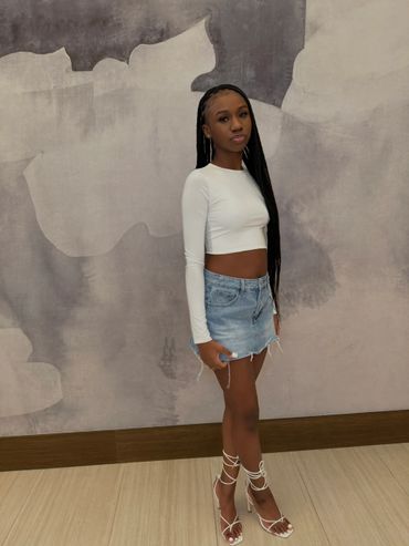 Hi Gworls! My name is Taylor Cole and I am an upcoming stylist for all of your fabulous aesthetics!