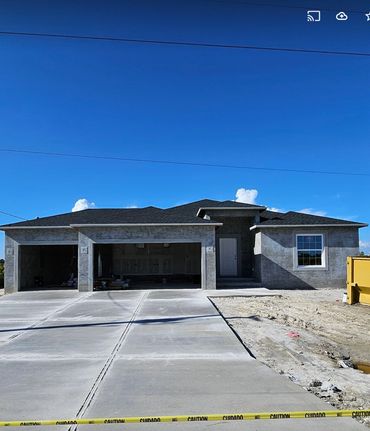 New construction home ready for exterior painting in Port Charlotte