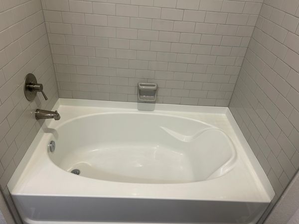 "Move-in/move-out cleaning services in Jacksonville, FL."