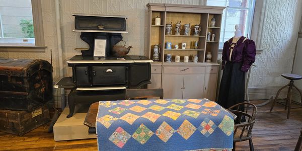 Southeast Museum exhibit kitchen