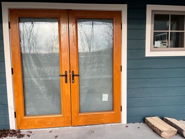 Double-door entrance to woodshop.