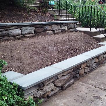 Flagstone wall and Wissahickon schist repair and restoration