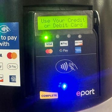 Modern payments Options
Every machine is equipped with a built-in card reader to accept all major