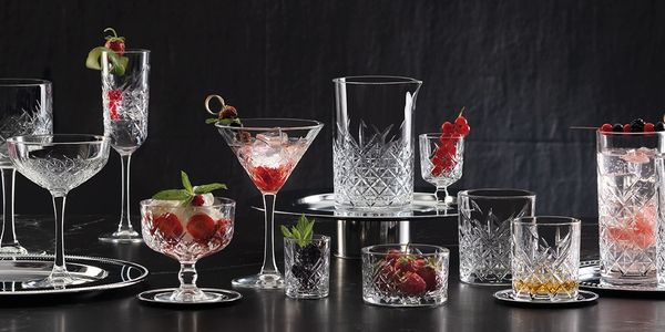 glassware, wine glass, tableware, cocktail glass, Champaign glass, fine dining