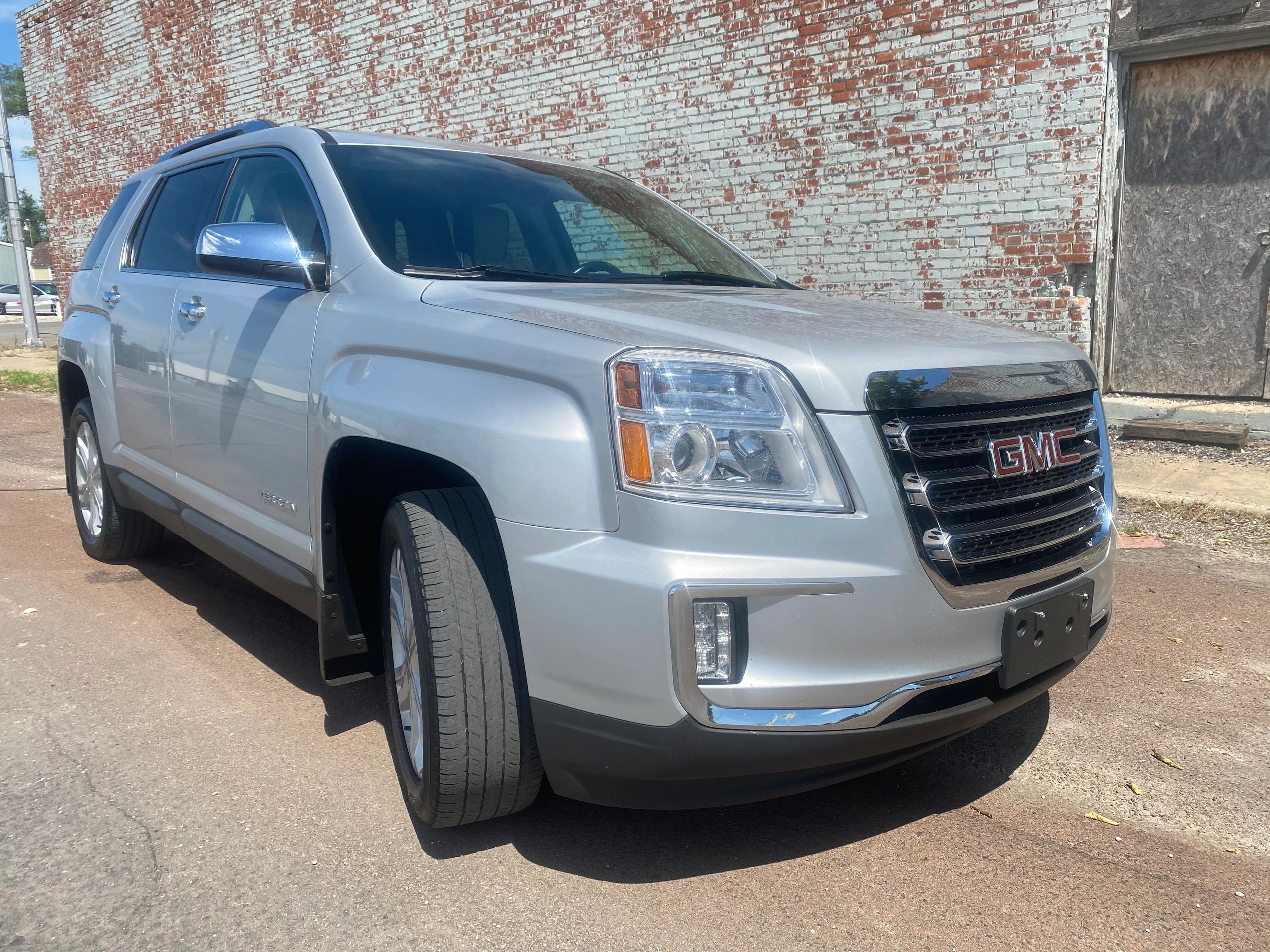 Used Car Dealership - Lucky 13 Auto - It's your Lucky Day!