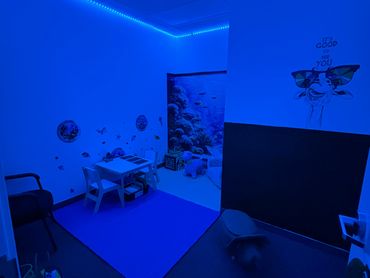 Children's hearing waiting room in blue