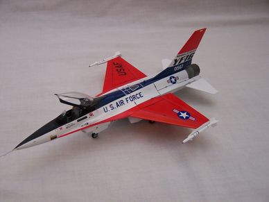 1/72 YF-16
