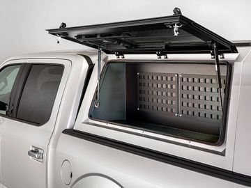 RSi SmartCaps. , Truck Caps, Truck Beds, Flat Bed, Tray, Rhino Linings of Bristol, Truck Accessories