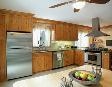 Item: KTC011 - Knotty Pine Traditional style with recessed panels.