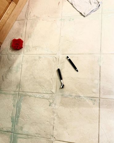 Cleaning grout - MID CLEAN