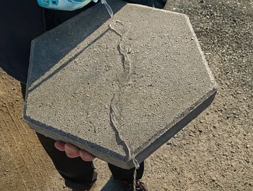 Concrete sealing. Concrete Coating. Waterproof.