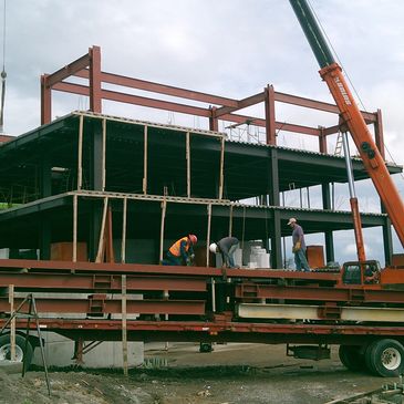 Montaje de estrcutra metalica y construccion