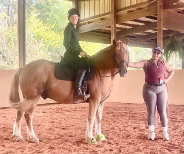 Safety focused beginner riding lessons - horseback riding lessons for people with fear issues