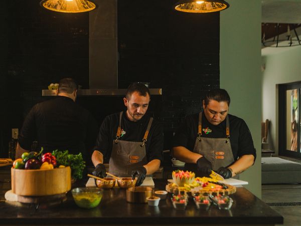 chefs cocinando