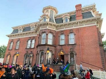 Witches Night Out charitable event at The Jacob Henry Mansion in Joliet, IL