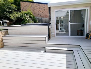 James Hardies Deck with room Extension
Deck around spa area
Renovation in Shellharbour Illawarra